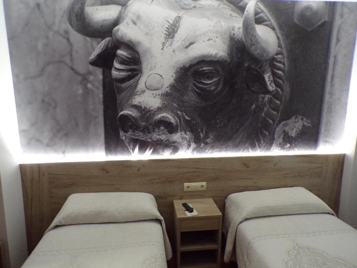 Hostal Serruchi Teruel Zewnętrze zdjęcie
