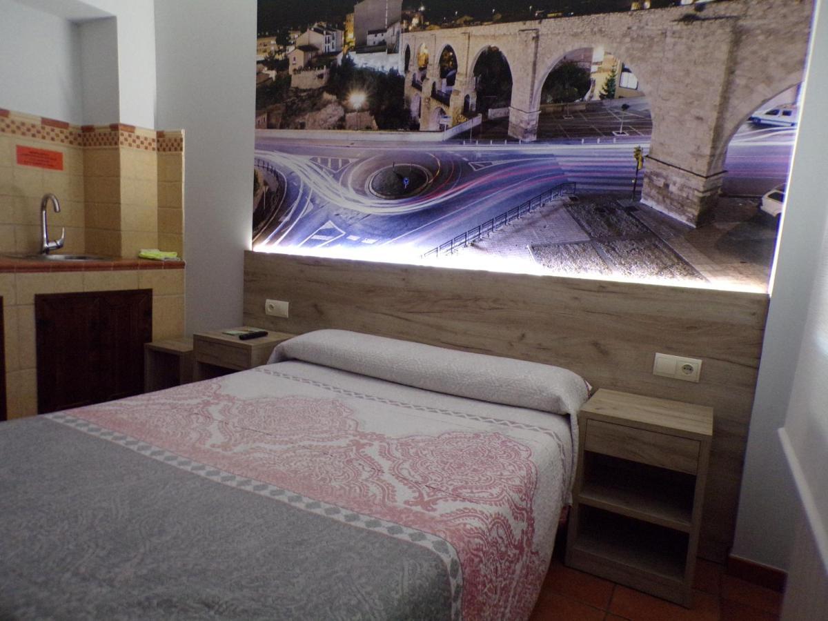 Hostal Serruchi Teruel Zewnętrze zdjęcie