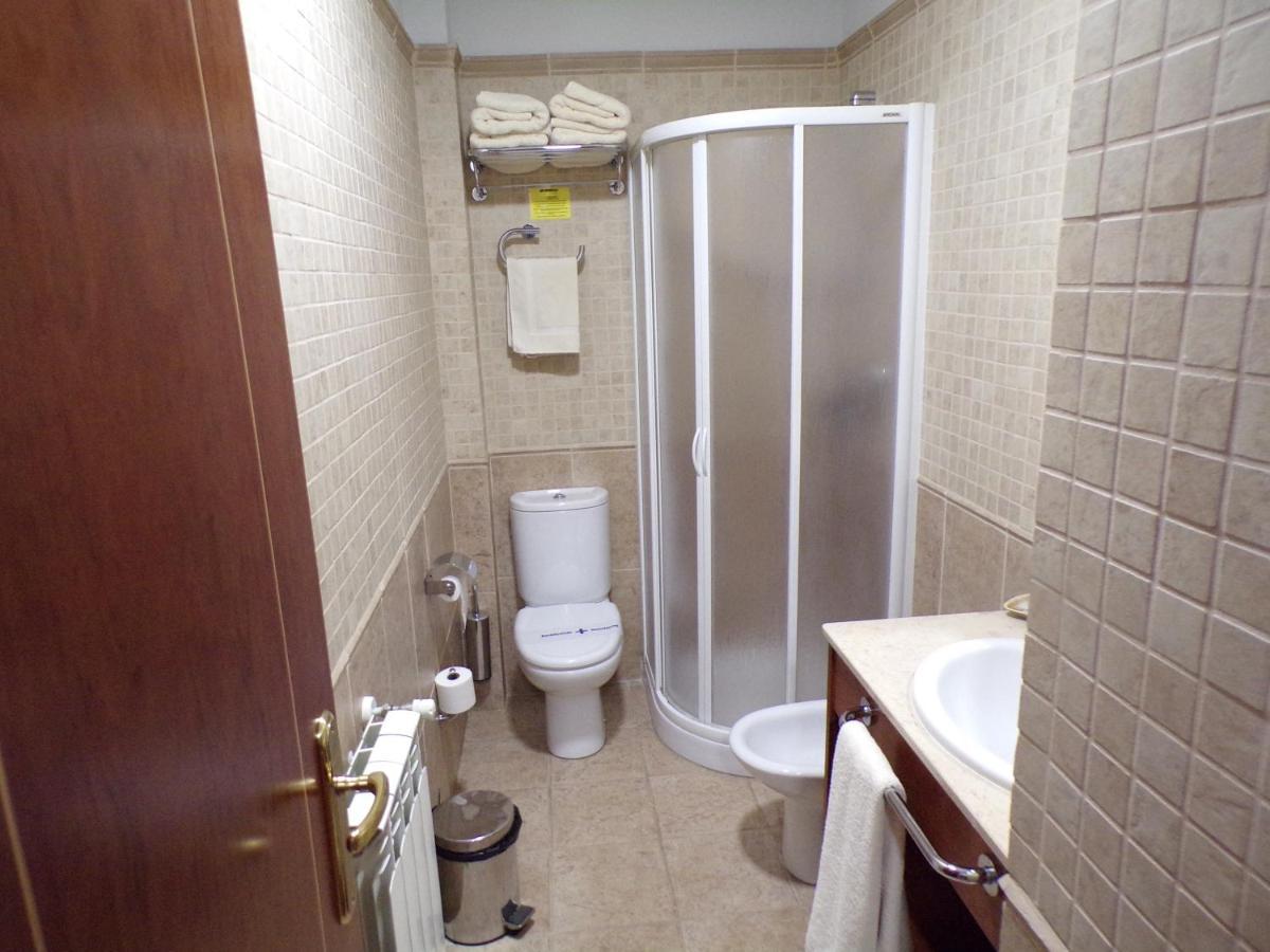 Hostal Serruchi Teruel Zewnętrze zdjęcie