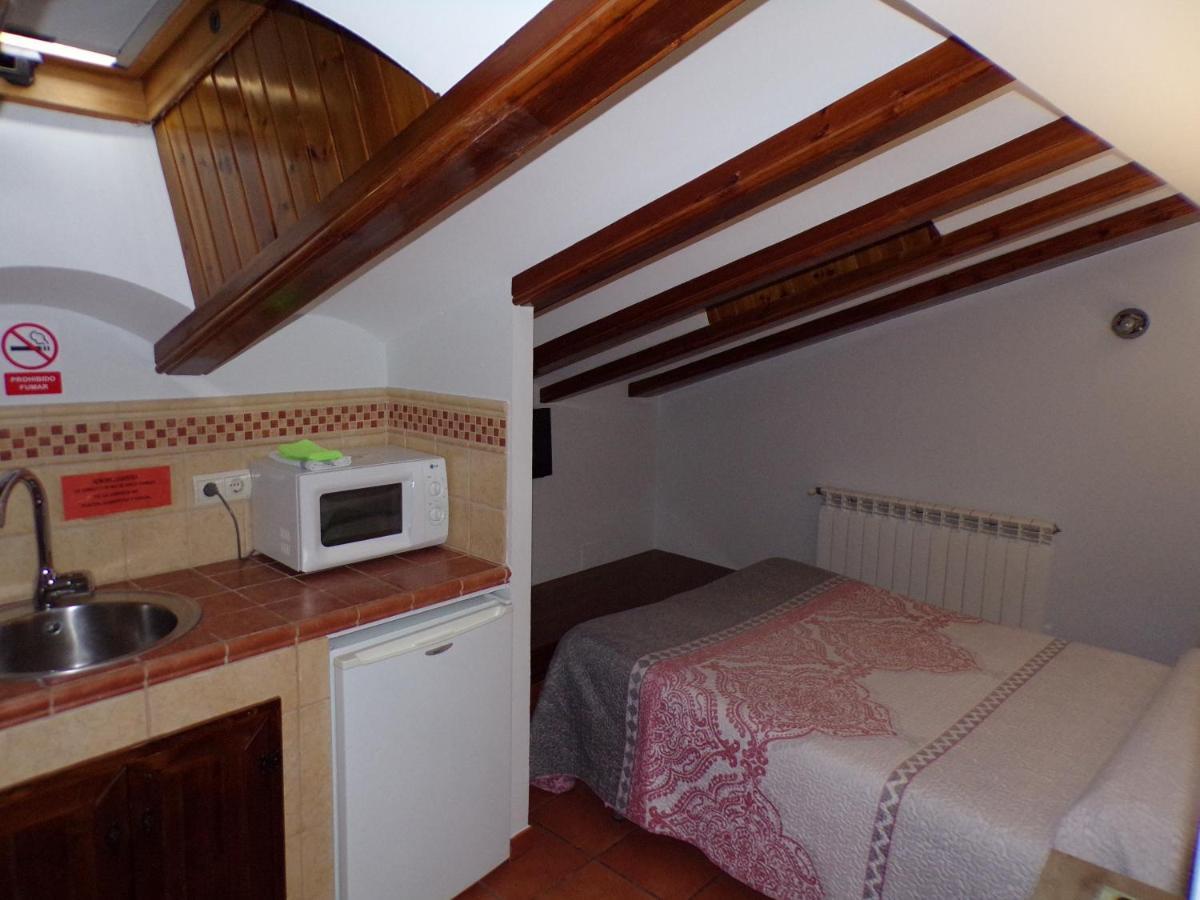 Hostal Serruchi Teruel Zewnętrze zdjęcie